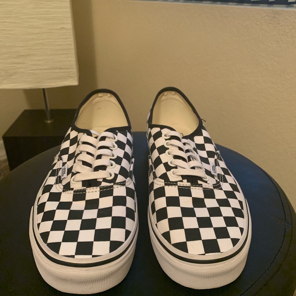 WORN ONCE CHECKERED VANS